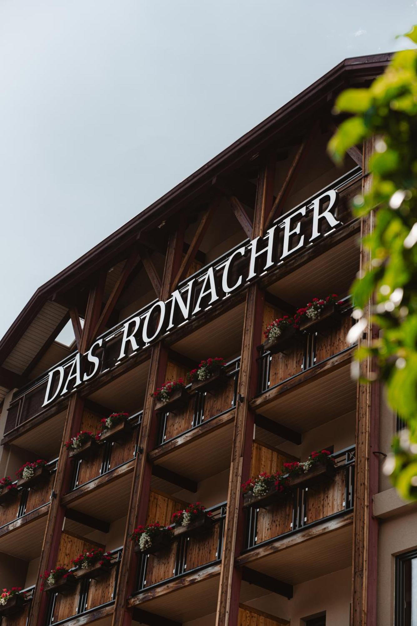 Das Ronacher Thermal Spa Hotel Bad Kleinkirchheim Exterior photo